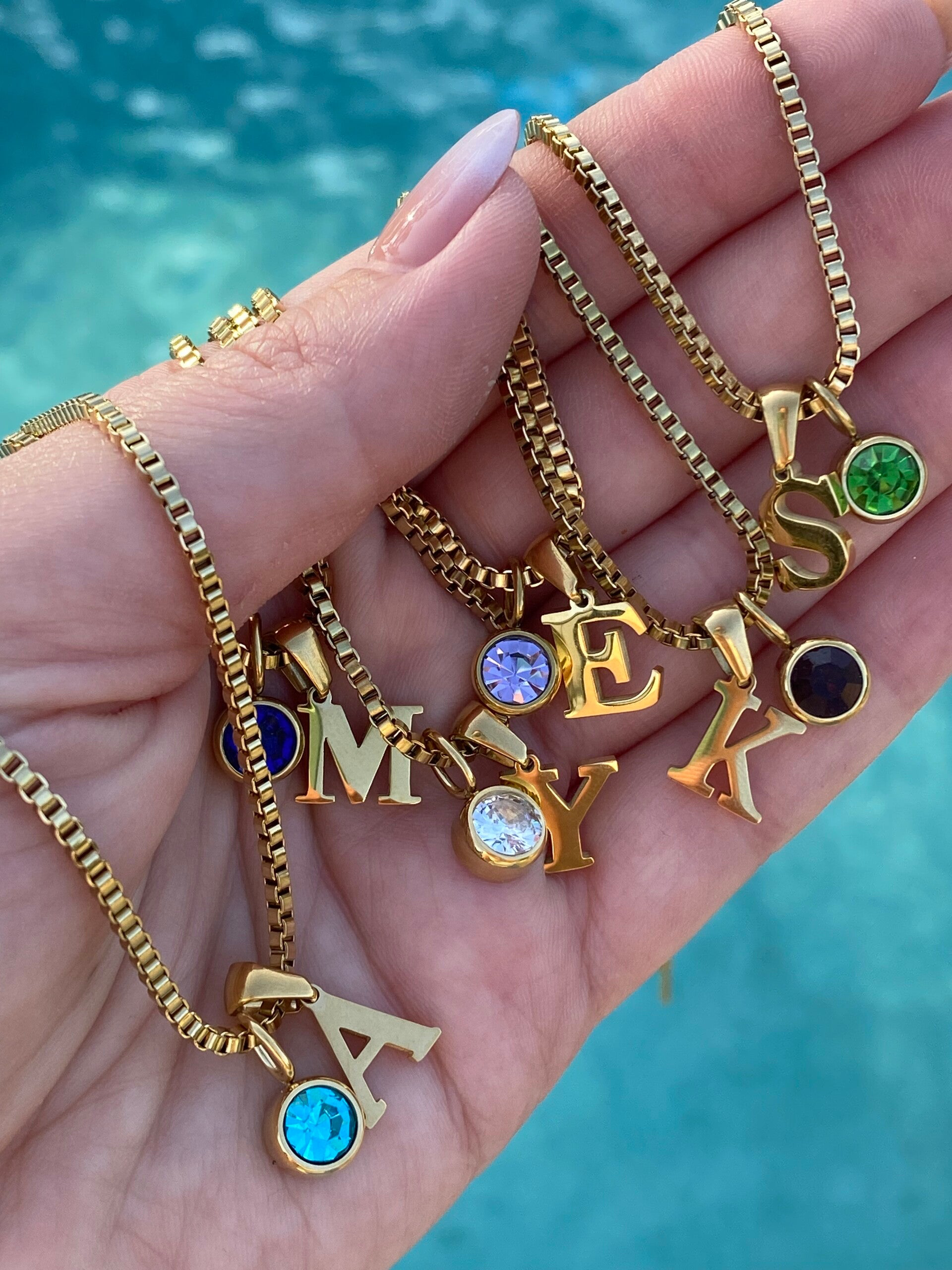 Initial & Birthstone Necklace 18kt Gold plated