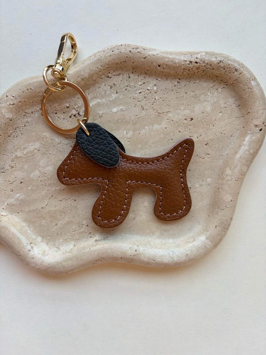 Bag Charm Dog Cognac