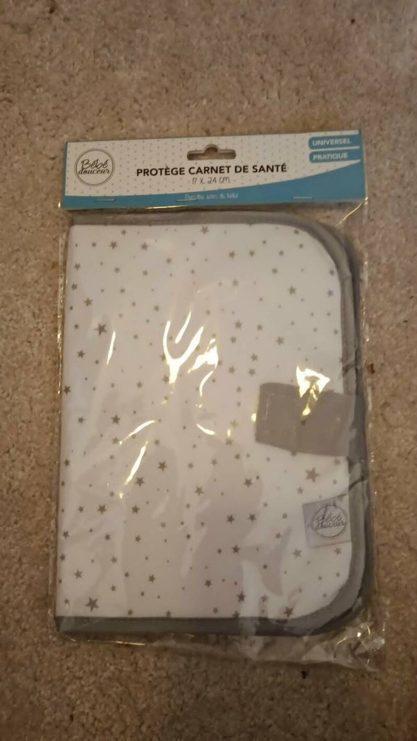 carnet de santé  de le personnaliser avec la  photo ou le prénom