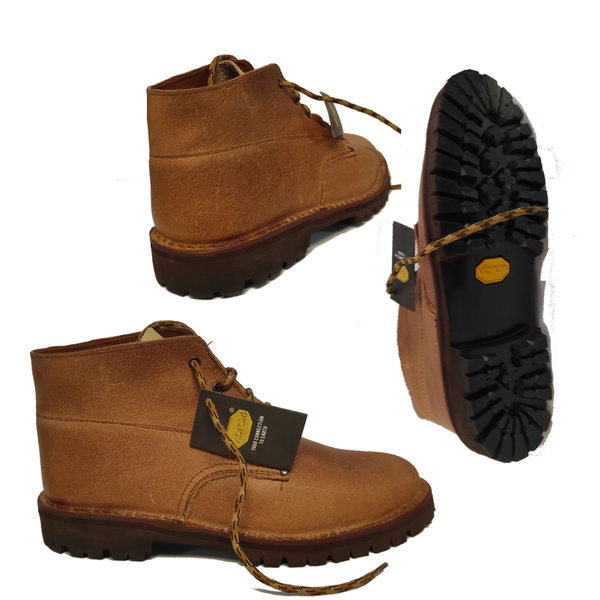 SCARPONE LUCANO IN PELLE VACCHETTA TIPO VINCI CON FONDO VIBRAM PER CACCIATORI