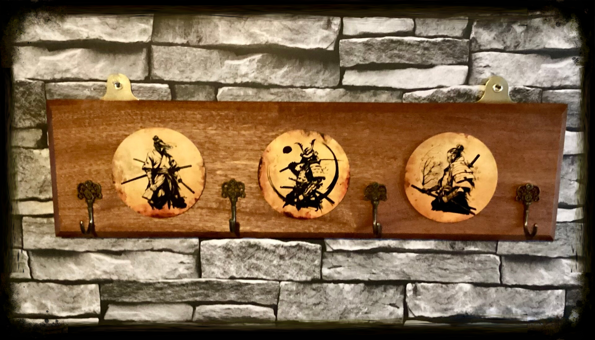 Rustic reclaimed wood 4 hook coat hanger