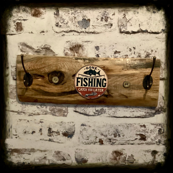 Rustic coat hanger ( gone fishing catch you later).