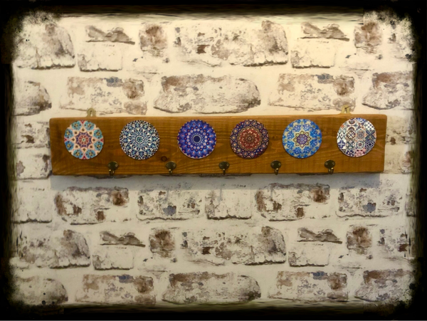 Rustic 5 hook coat hanger