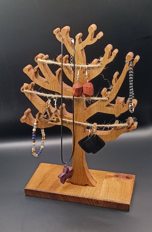 Arbre à bijoux en merisier