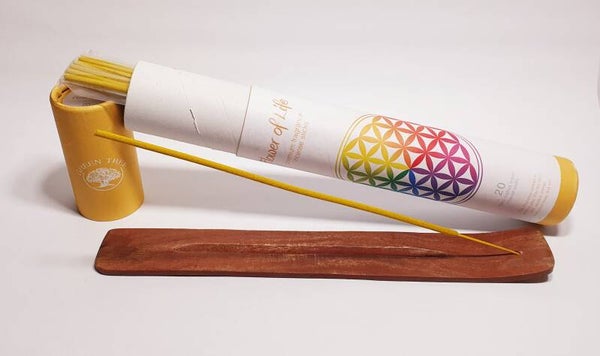 Wierook en houten houder flower of life