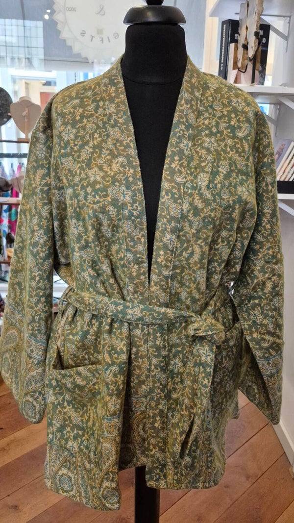 Kimono van Tibetan Wol Olijfgroen Creme