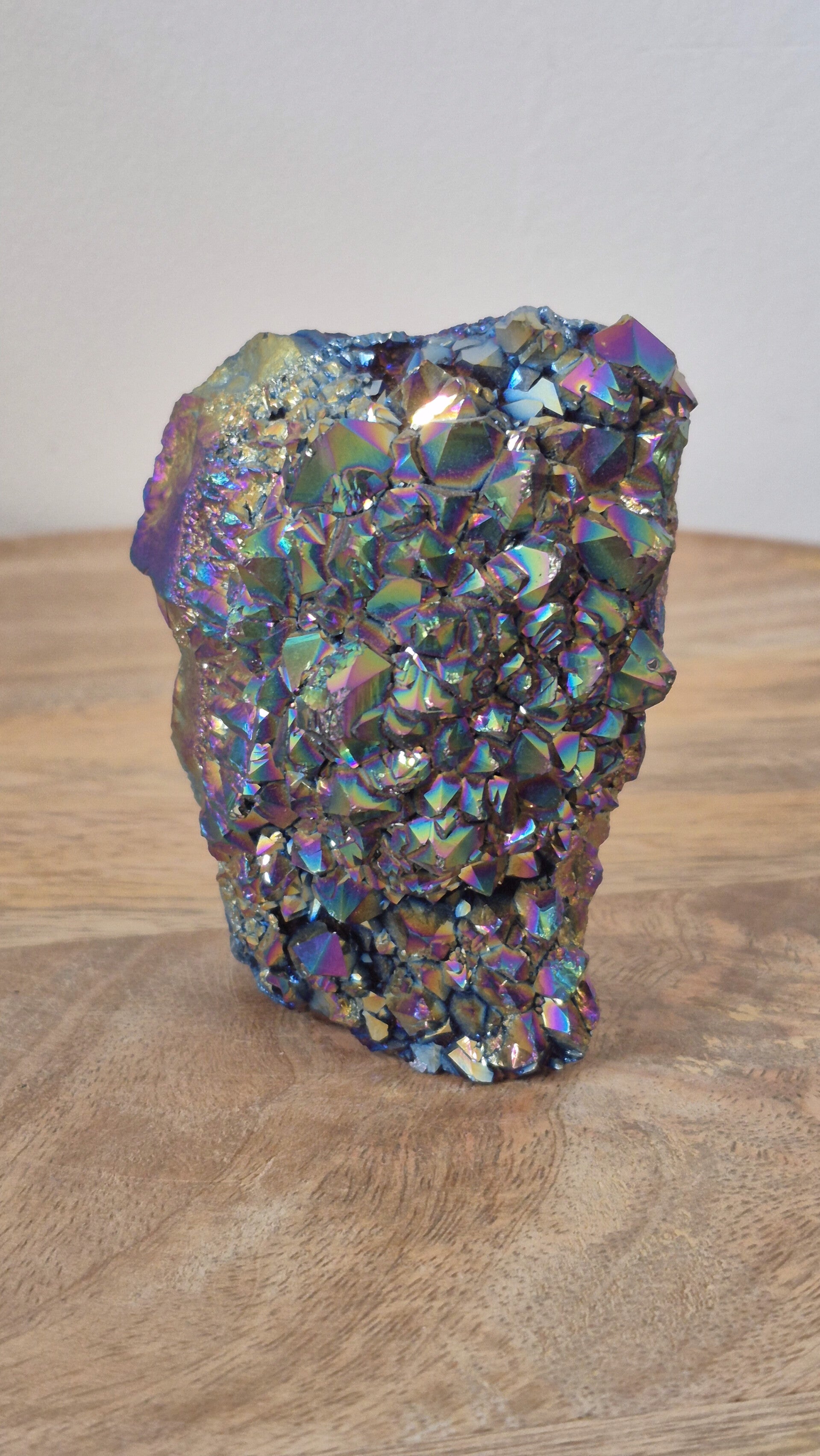 Regenboog Titanuim kwarts op Standvlak 11