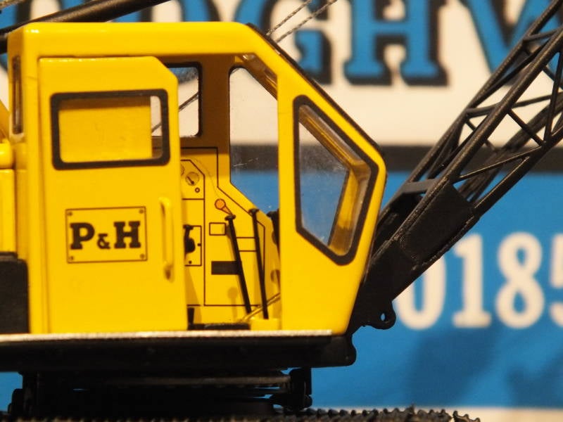 P&H 320