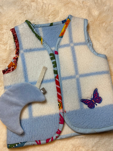 Set 11 | Vintage baby giletje & Speenknuffel