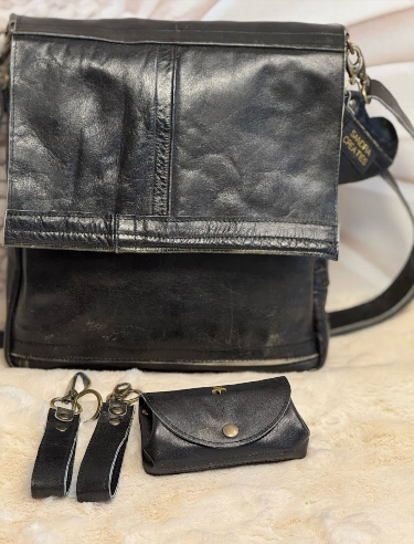 Tas en accessoires gemaakt van een dierbare jas Sandra Creaties