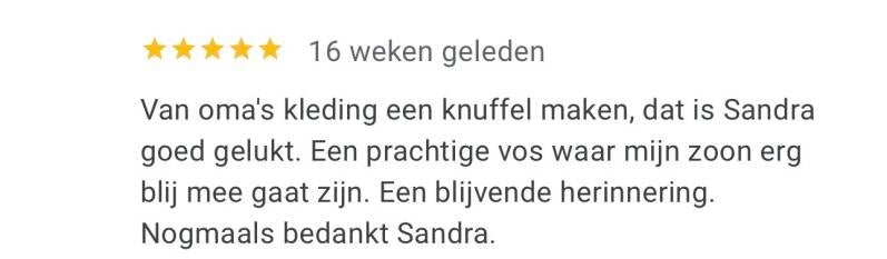 Een mooie review van de klant die zo tevreden is met de knuffel vos