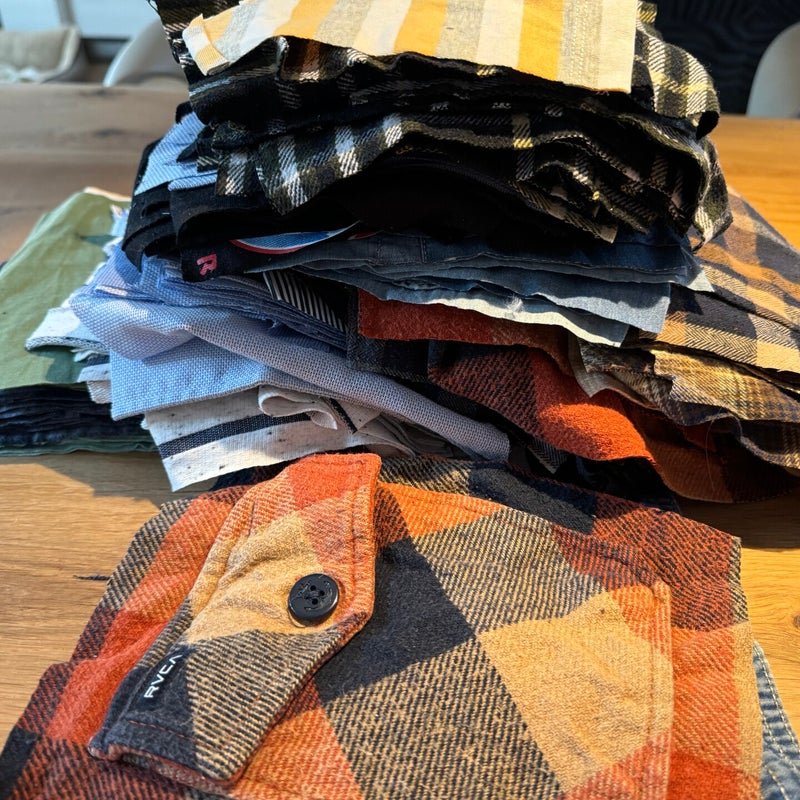 Vierkantjes geknipt van dierbare kleding.jpg