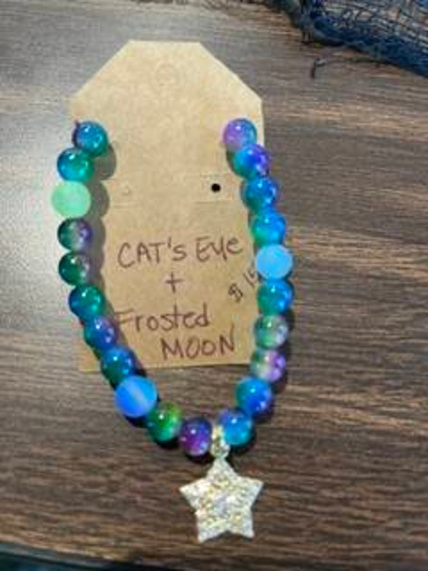 Cat's Eye & Frosted Moon