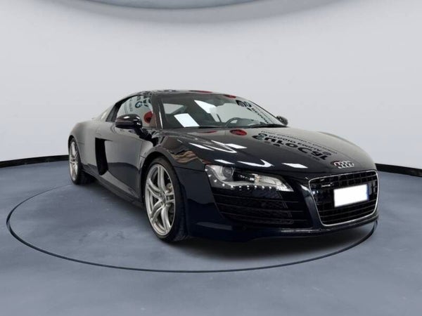 Audi r8 4.2 V8 FSI quattro R tronic