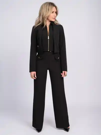 NIKKIE Aansluitend jack met tweelaags detail en centrale rits Henderson Jacket