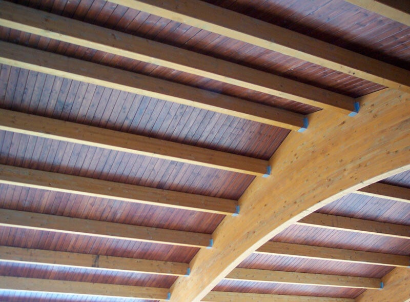 bodega-panel-sandwich-acabado-friso-de-madera-encosanfri-4-standard.jpg