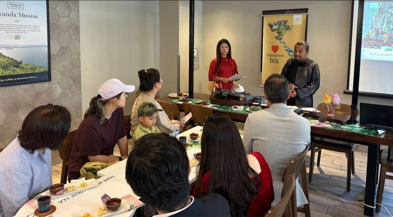 Vietnamese Tea in Canada