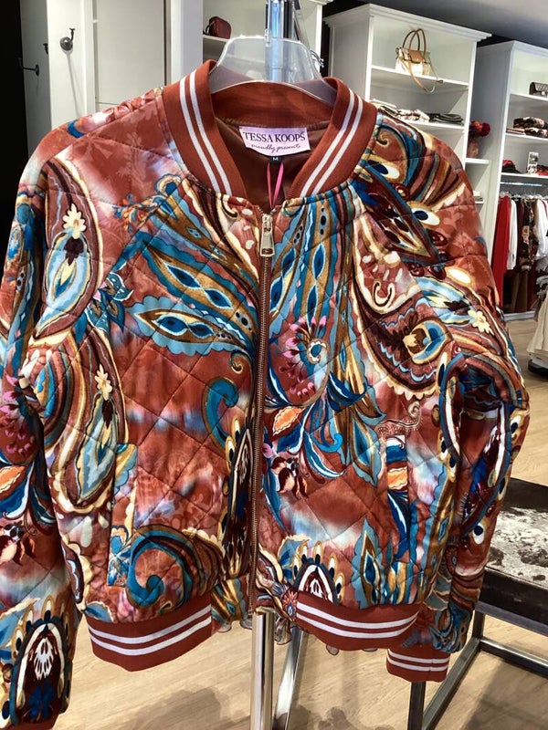 Tessa Koops bomber Bumi 1 print