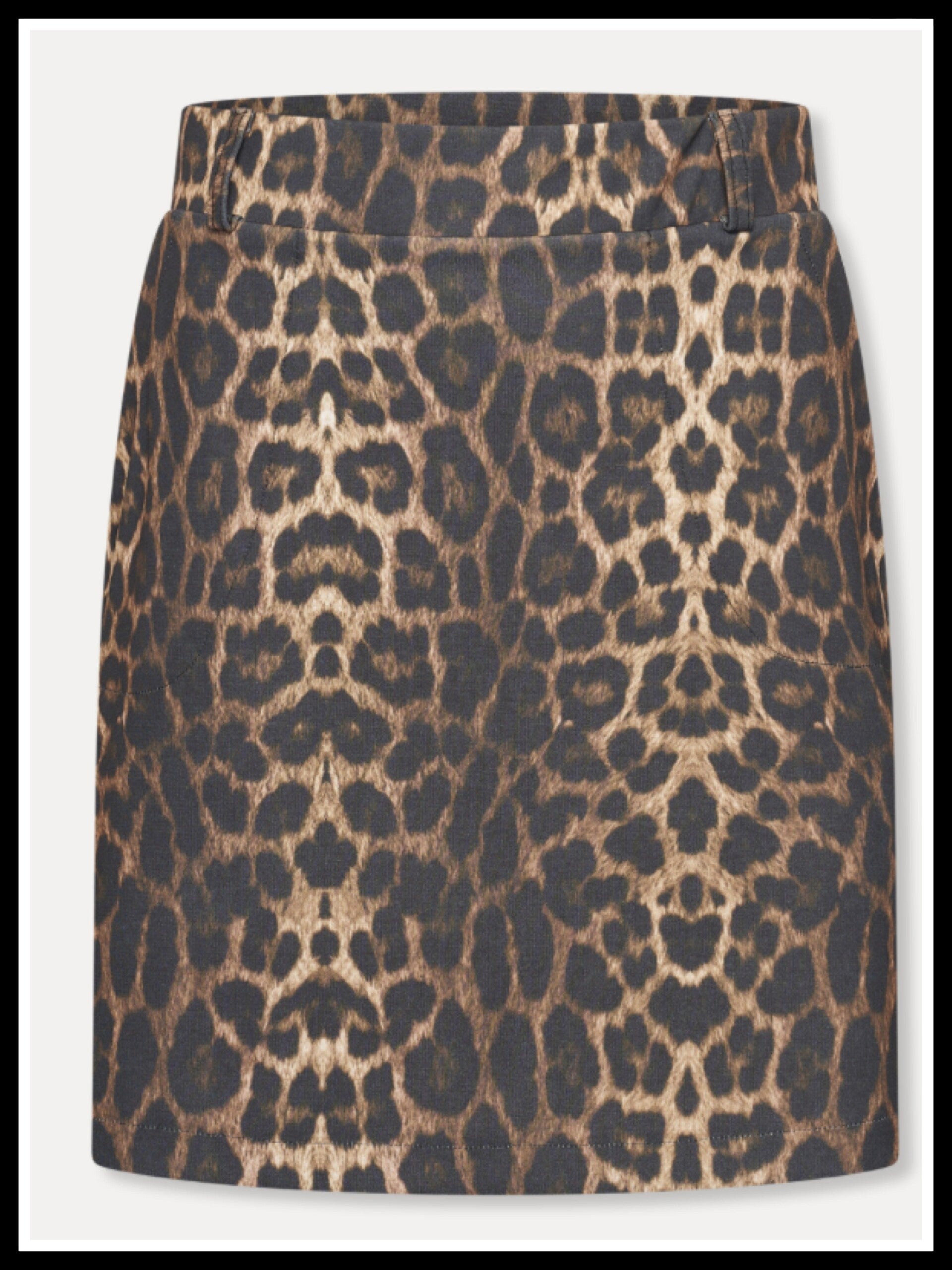 Helena Hart rok panter