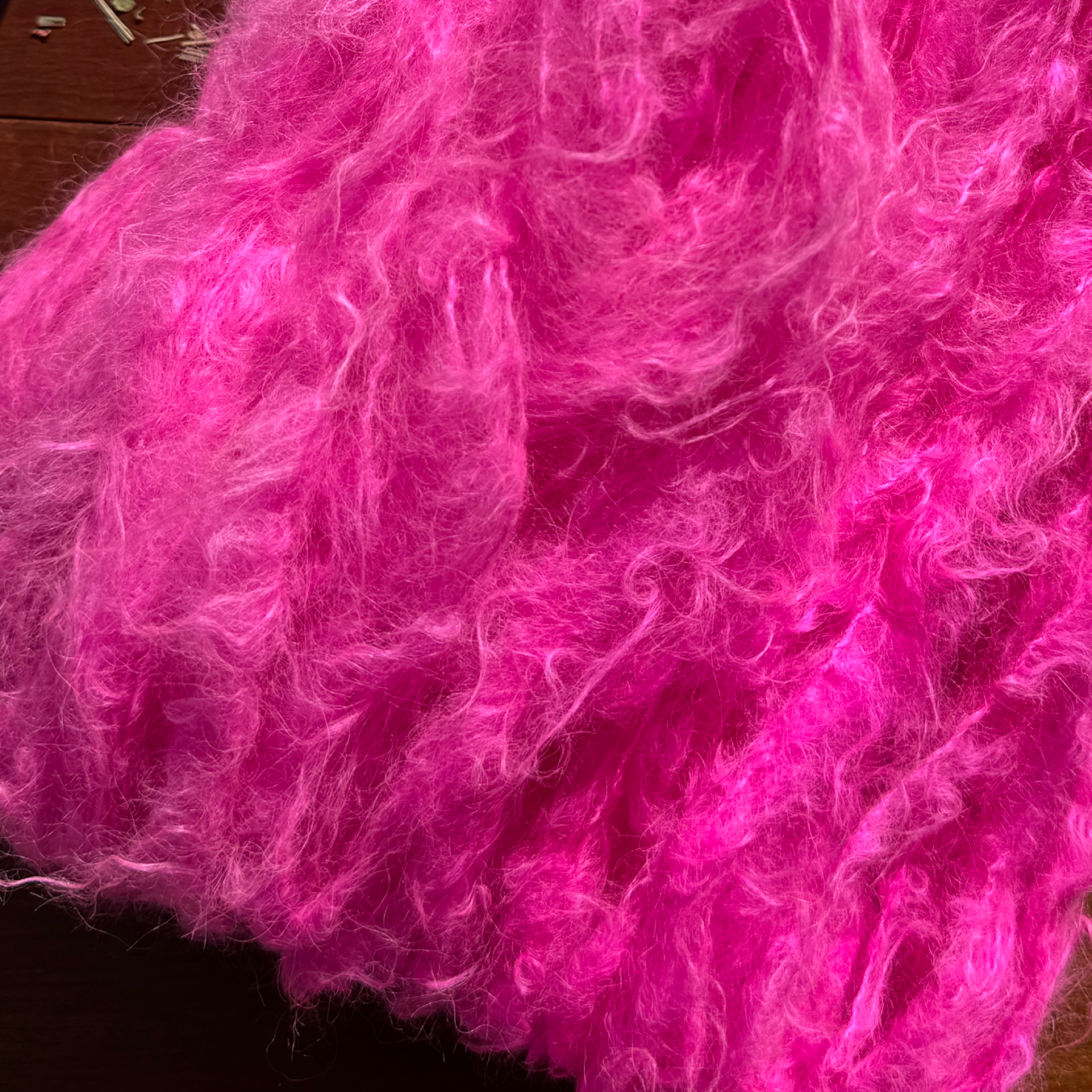 Suri Silk DK – handgefärbtes Suri-Alpaka-Garn mit Seide