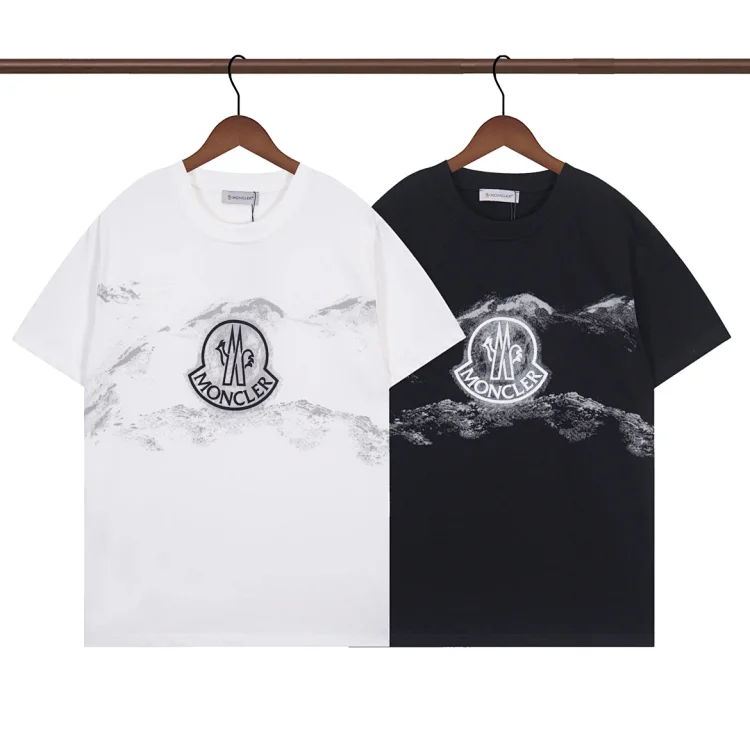 Moncler T-shirt