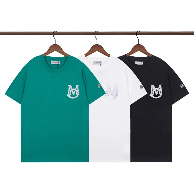 Moncler T-shirt