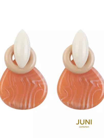 JUNI Acryl Resin triple colour oorbellen - zalmroze