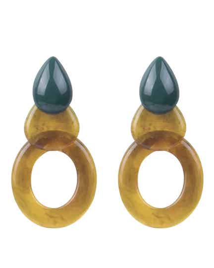 JUNI Acryl Resin triple oorbellen - lichtbruin met groen