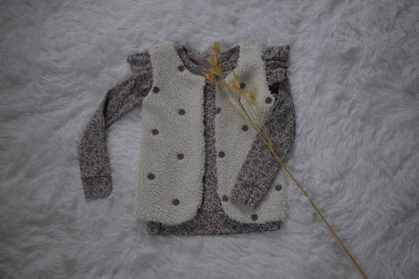 Gilet teddy ecru broderie