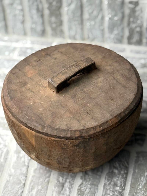 Houten schaal met deksel uniek