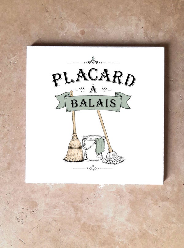 Placard à Balais Vintage - Carré 1