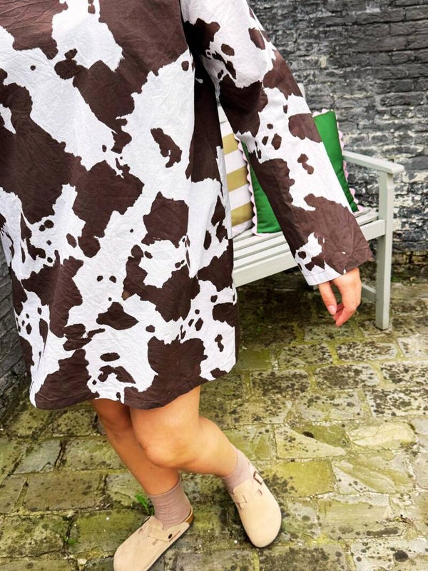 Cow dress short