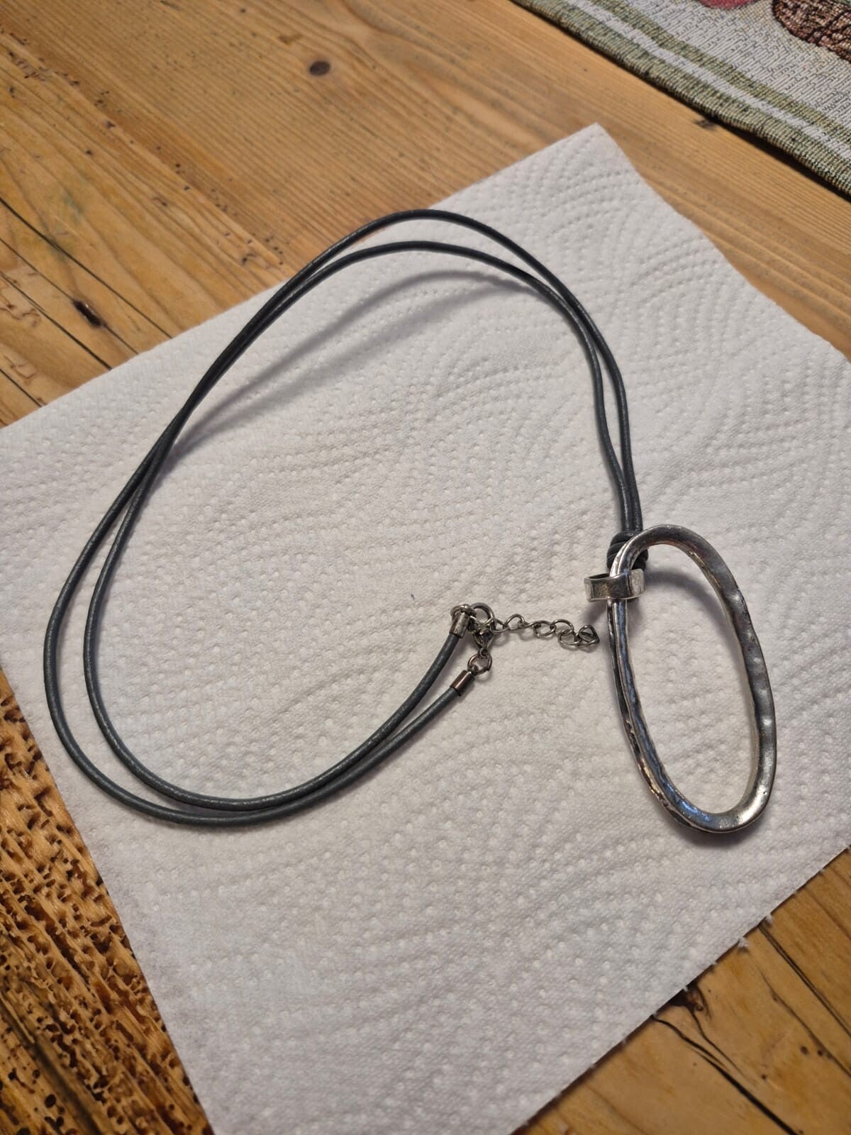 Kunstleder-Halskette