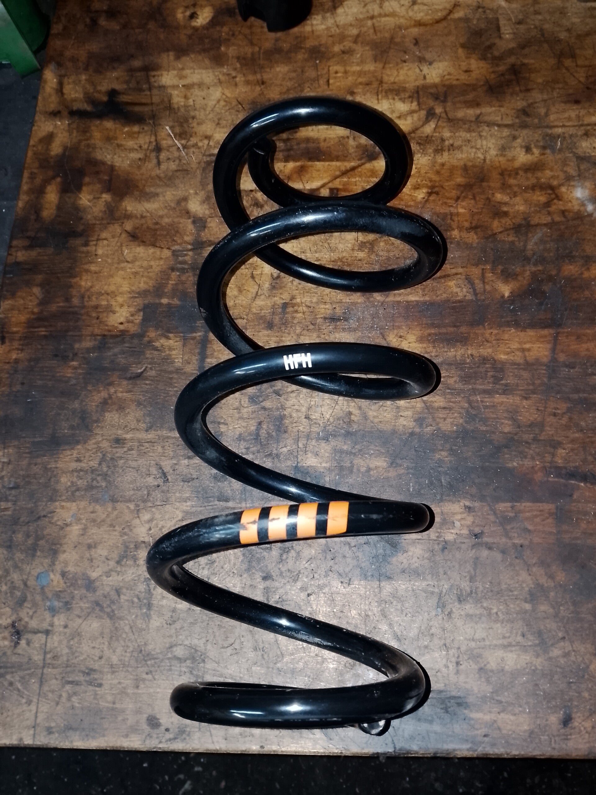 Audi / A4 Feder Vorderachse gebraucht