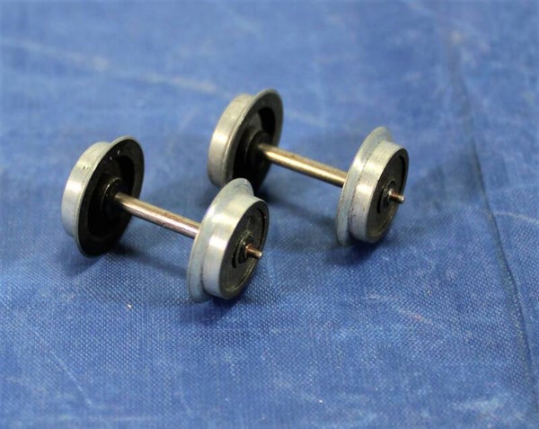 Märklin H0 één paar AC wielstellen 12 x 26 mm, naaldlagers.
