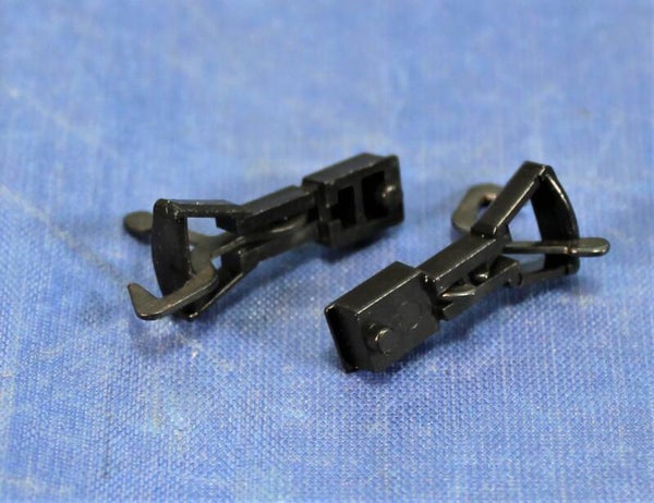 Fleischmann 1/87 H0 6521   1 paar pen haakkoppeling.