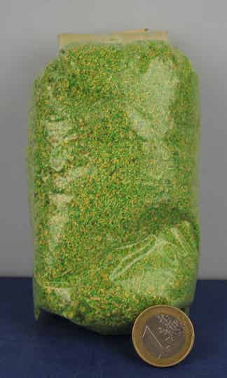 45 gram strooimateriaal groen/geel.