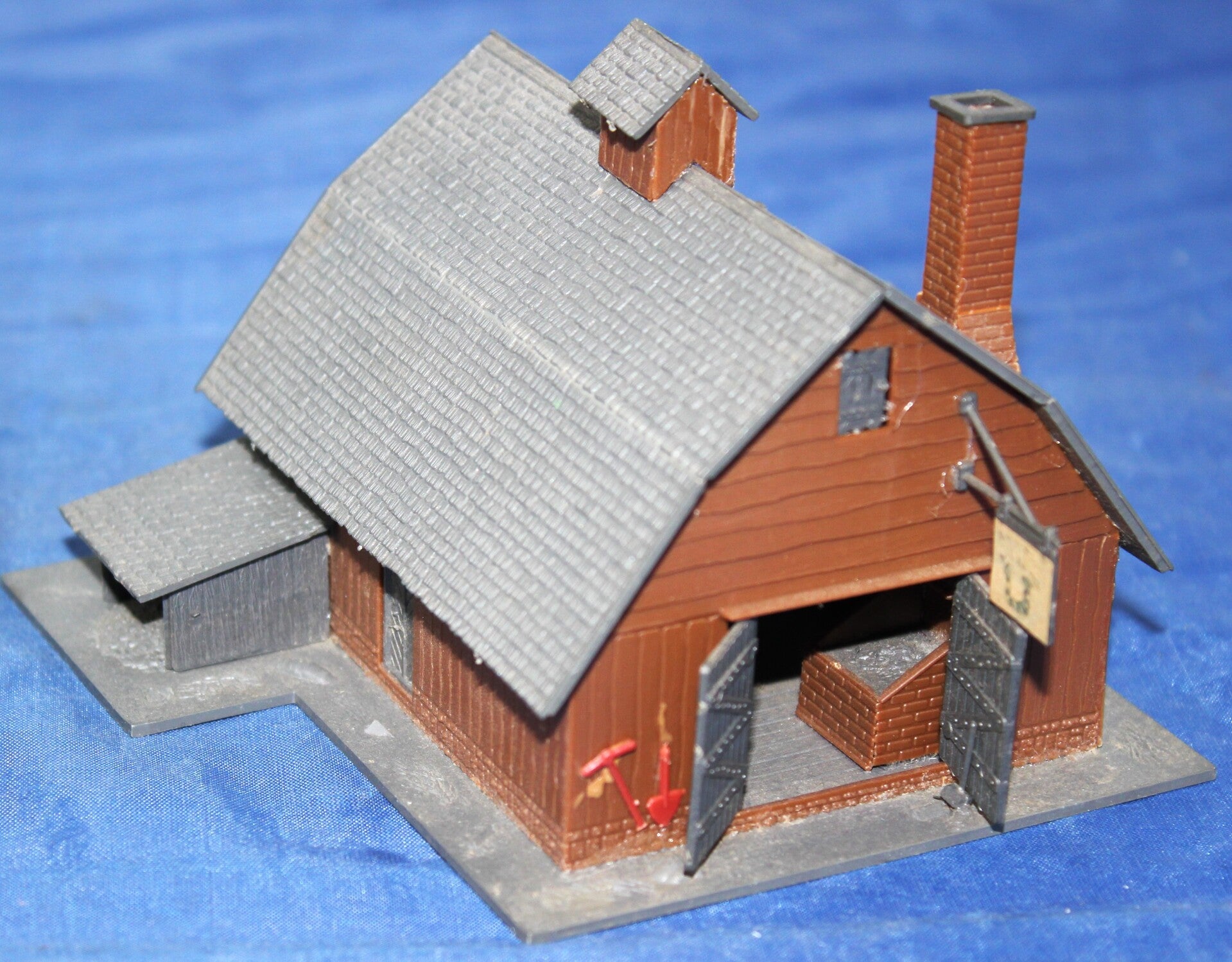 Pola H0 569 Smederij.