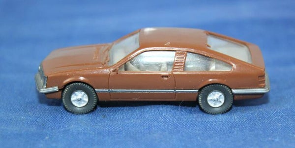Wiking H0 83/1 D Opel Monza, lehmbraun.
