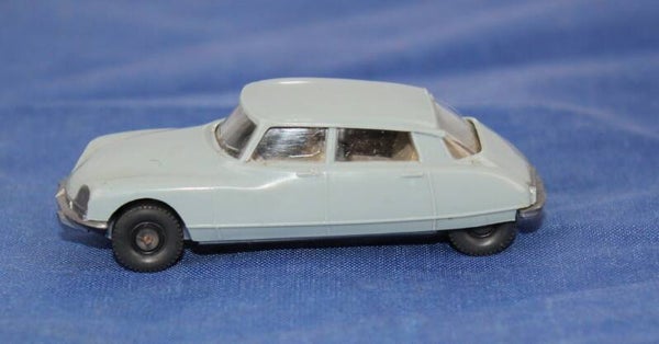Wiking H0 190/3 Citroen Pallas hellgraublau.