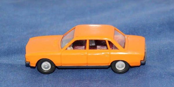 Wiking H0 47/1 VW K 70, hellorangegelb.