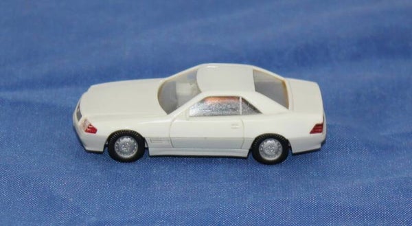 Wiking H0 141/6 MB SL 500 cabrio met coupé dak, weiss.