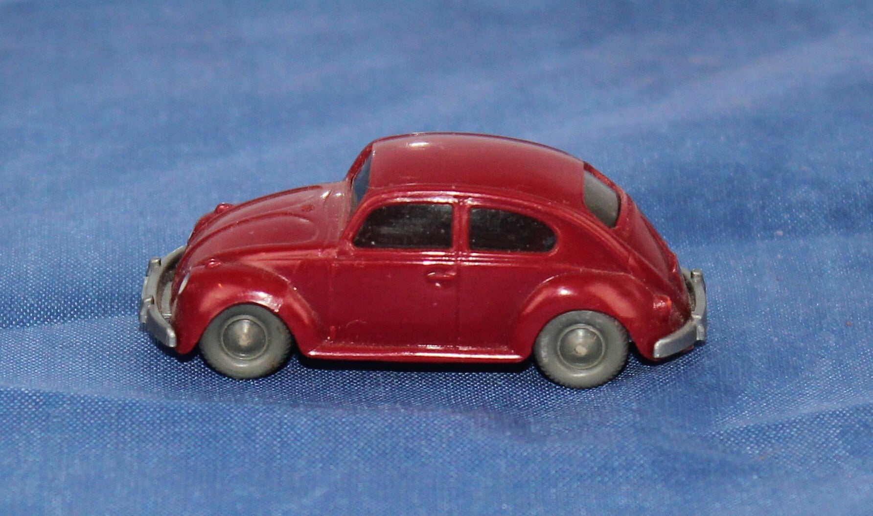 Wiking H0 30/9A VW 1200 Kever (lichtgrijze wielen), hellbraunrot.