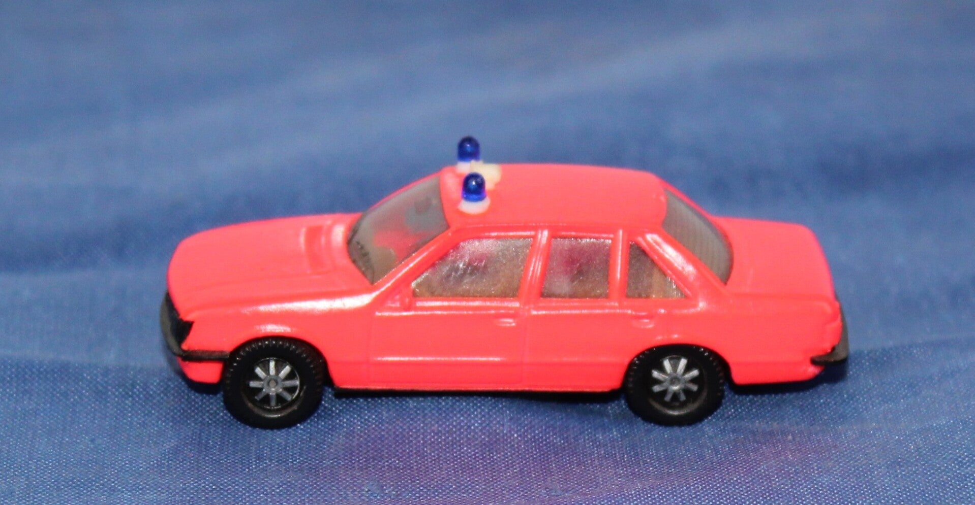 Herpa H0 Opel Record Berlina 2,0 E brandweer