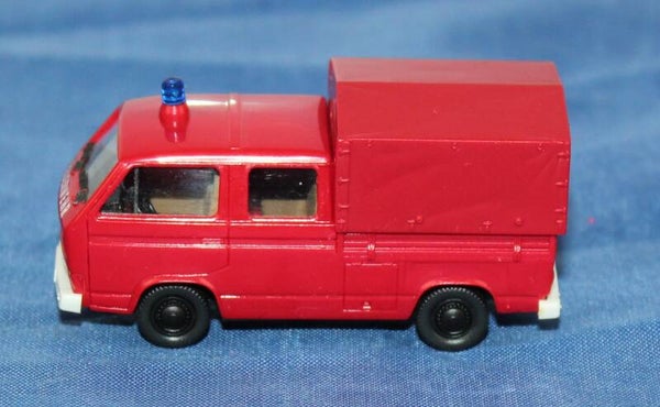 Roco H0 1362VW T3 dubbelcabine, met huif ‘Feuerwehr’.