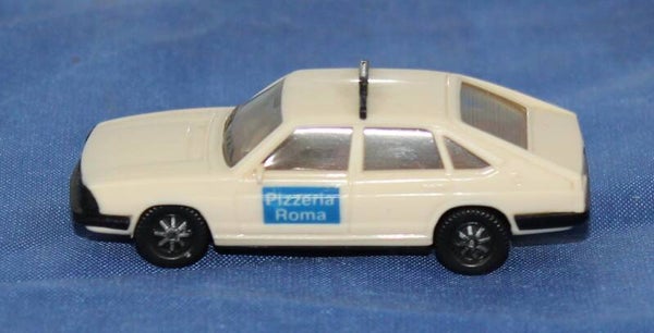 Herpa H0 Audi 100 GL 5E Avant ‘taxi’.