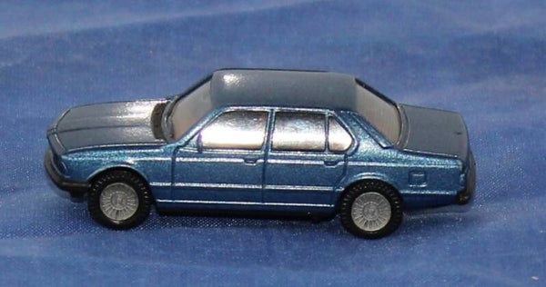 Herpa H0 270/ 164 BMW 745i.