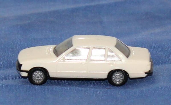 Herpa H0 Opel Record Berlina 2,0 E.
