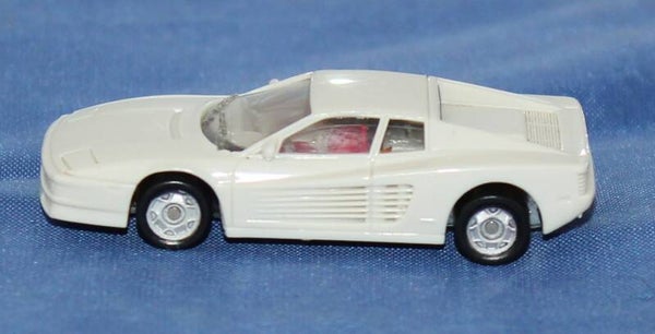 Monogram Models 1989 H0 2014 Ferrari Testarossa, wit.