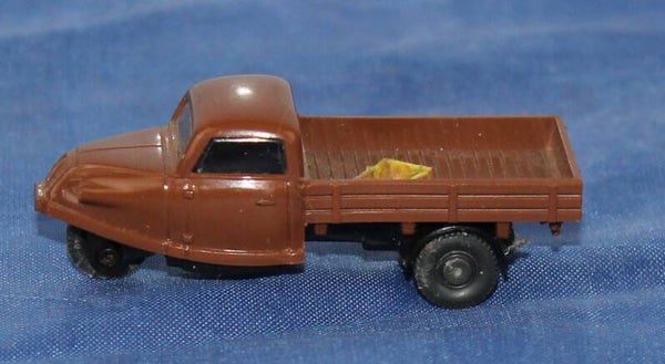 Wiking H0 330/4 Goli Veteran, braunrot.